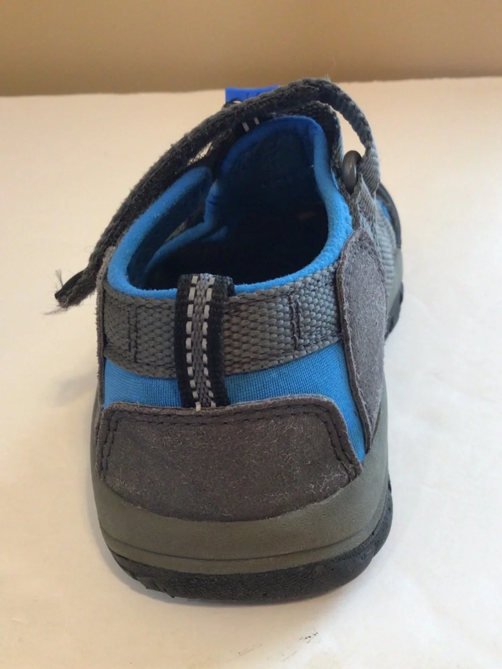 KEEN Boys Newport H2 Closed Toe Waterproof Sandal Size 13 Hiking Outdoor Camping